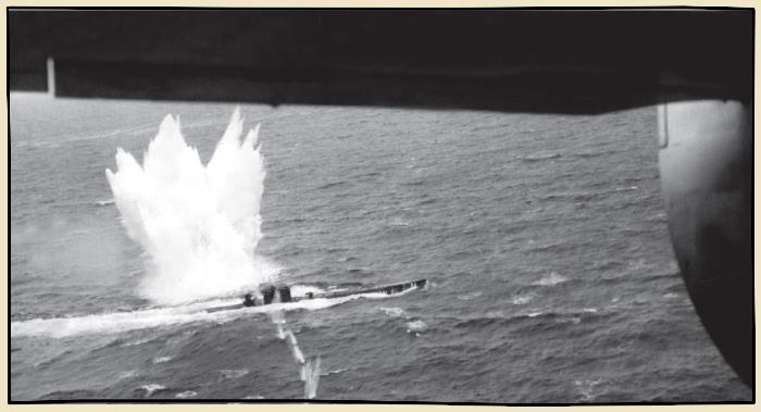 U-Boot attaqué par un avin allié