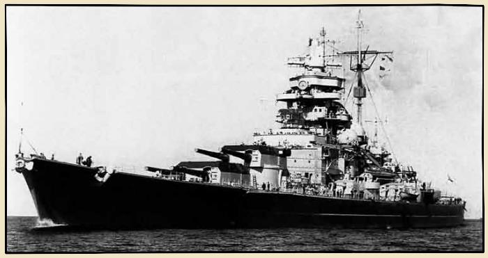 le Tirpitz au début de 1942