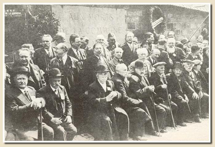 commémoration des morts de la Commune en mai 1936