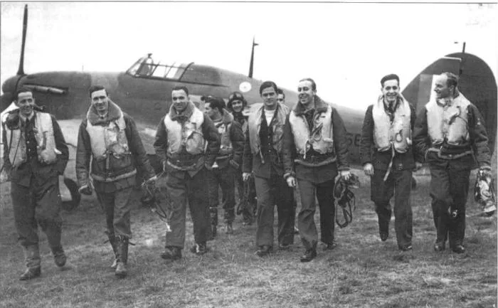 La R.A.F. et la Luftwaffe possédaient chacune un as des plus farouches et des plus efficaces de la mise à mort qui soient