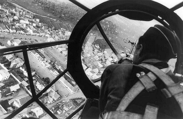 L'attaque allemande débuta à Dantzig, le port du couloir polonais qui séparait la Prusse orientale du Reich