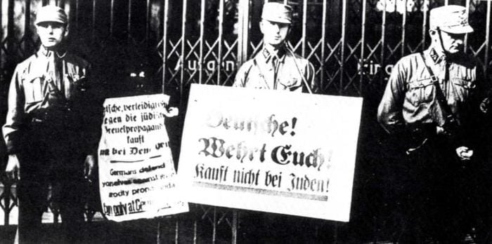 Le 1er avril 1933, Hitler autorisa le boycott de toutes les boutiques et entreprises juives.