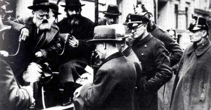 Les Juifs hors la loi après les lois de Nuremberg