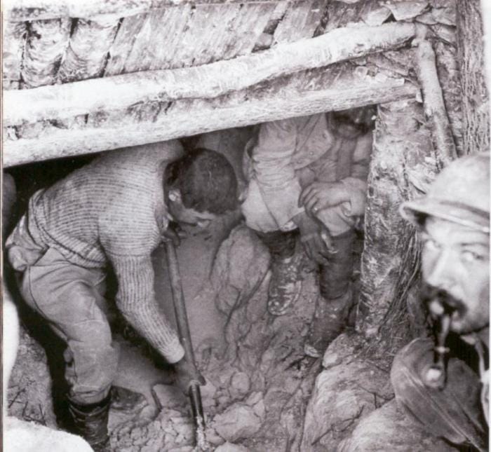 Pour le poilu c'est le bagne, c'est l'esclavage