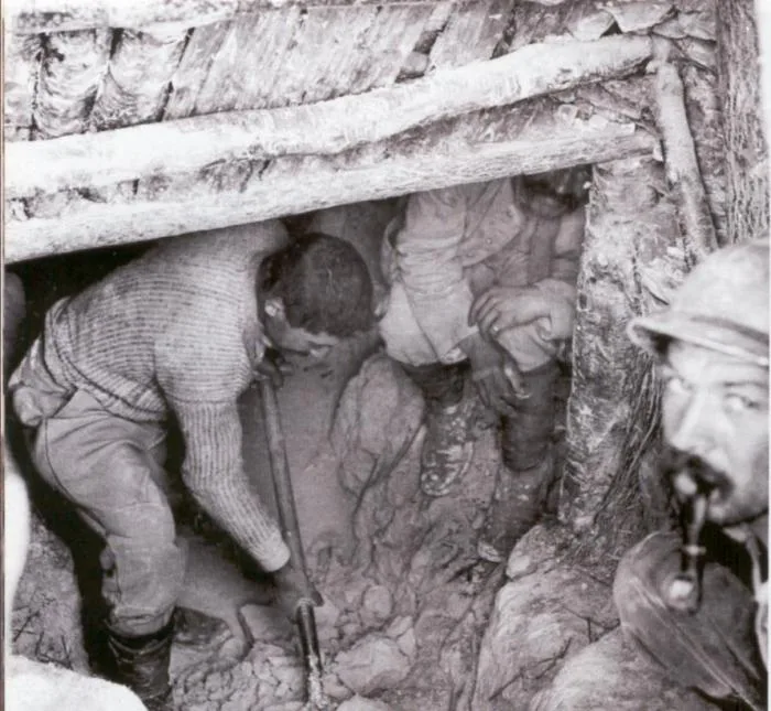 Pour le poilu c'est le bagne, c'est l'esclavage