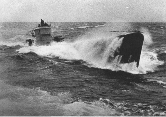 Dans la rade de Scapa Flow personne ne soupçonne la présence de Prien