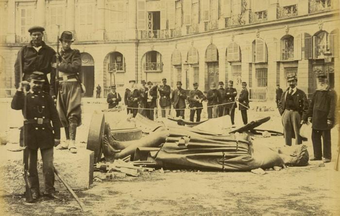 La destruction de la colonne Vendôme le 16 mai 1871