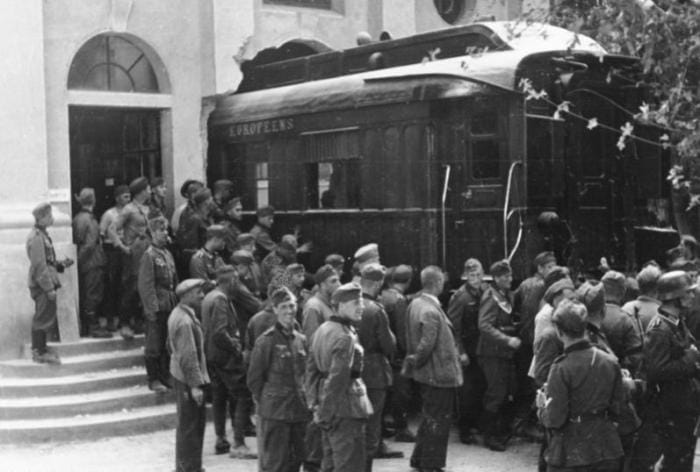 La capitulation de la France à Rethondes le 22 juin 1940