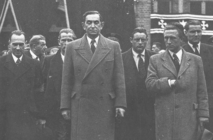 La panique commence à gagner les collaborateurs dès le 15 août 1944