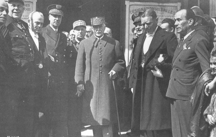 Fuite des collaborateurs avant la libération de Paris en 1944